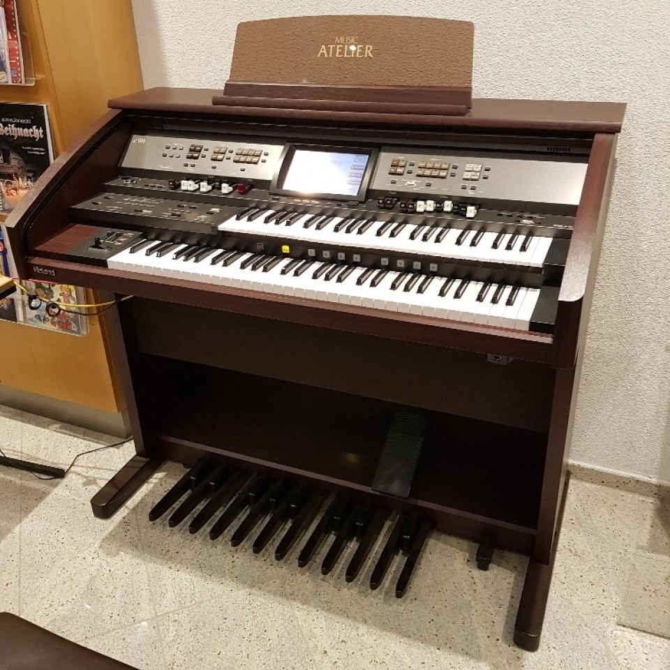 Roland AT-500 Atelier orgel occasion