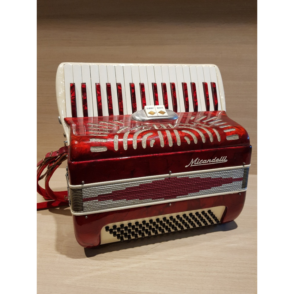Mirandelli II 80/34 Rosso accordeon occasion
