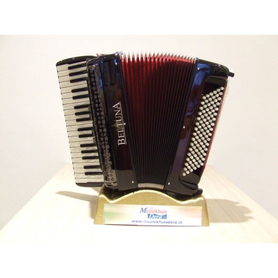 Beltuna Studio III 96 M Hel Harmonicordeon 34 keys accordeon 