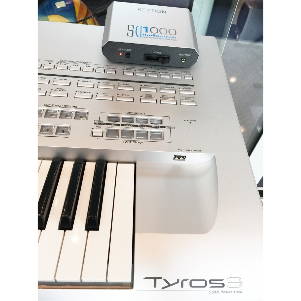 Ketron SD1000 incl. SoundPatch voor Tyros3